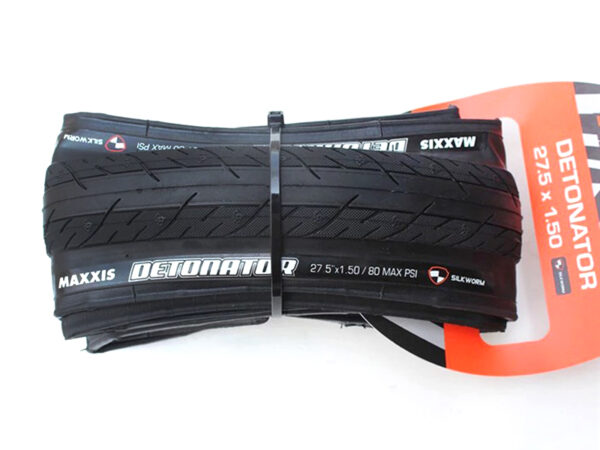 Lốp xe đạp MAXXIS DETONATOR 26/27.5 inch