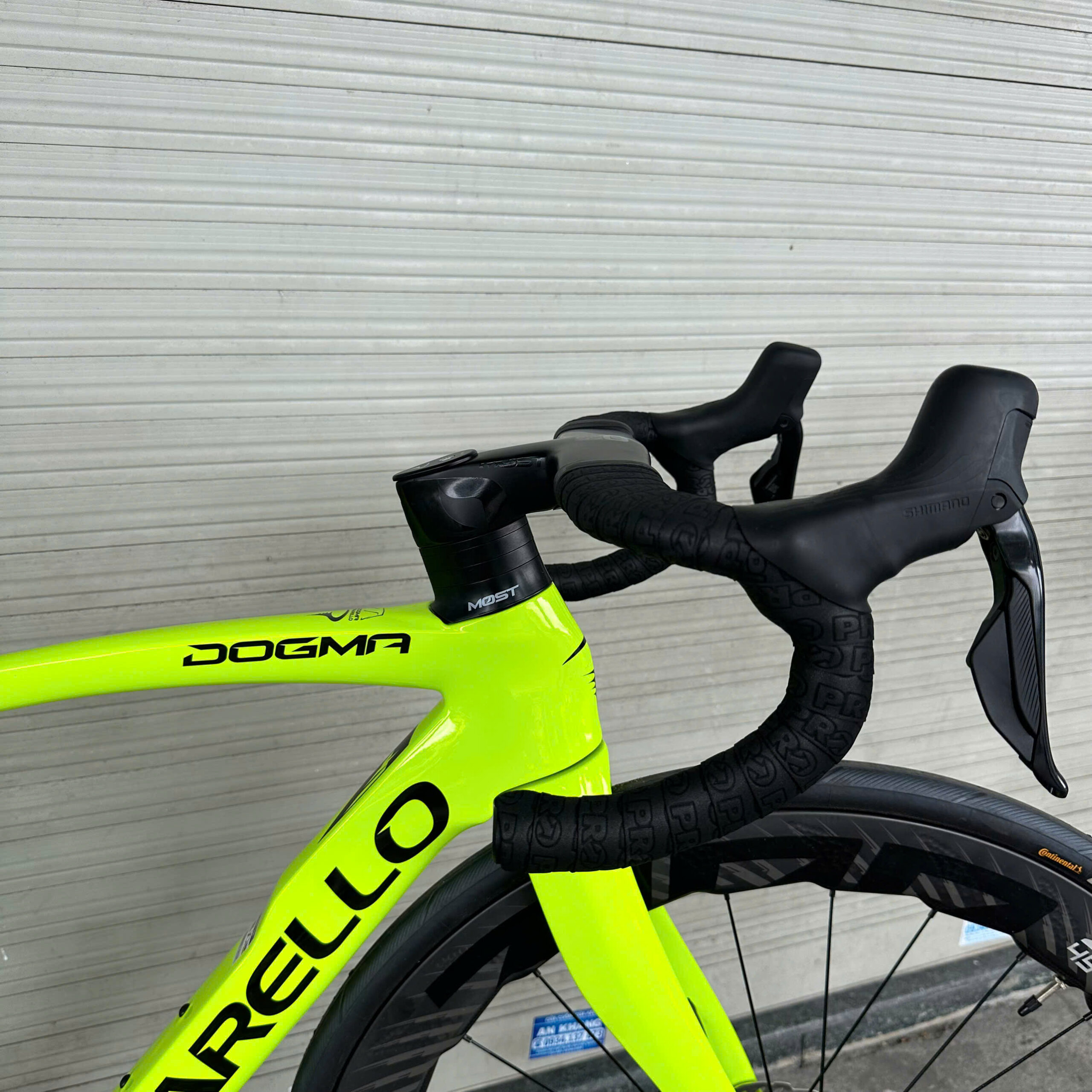 Xe đạp lắp ráp Pinarello F14 Xanh lá non